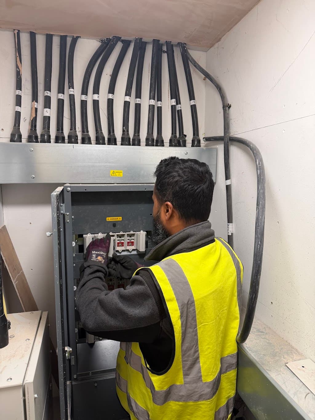 London Electrics Ltd