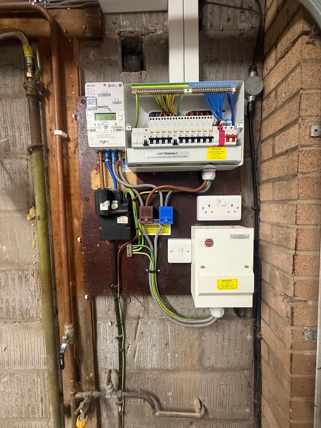 Atom Electrical NW