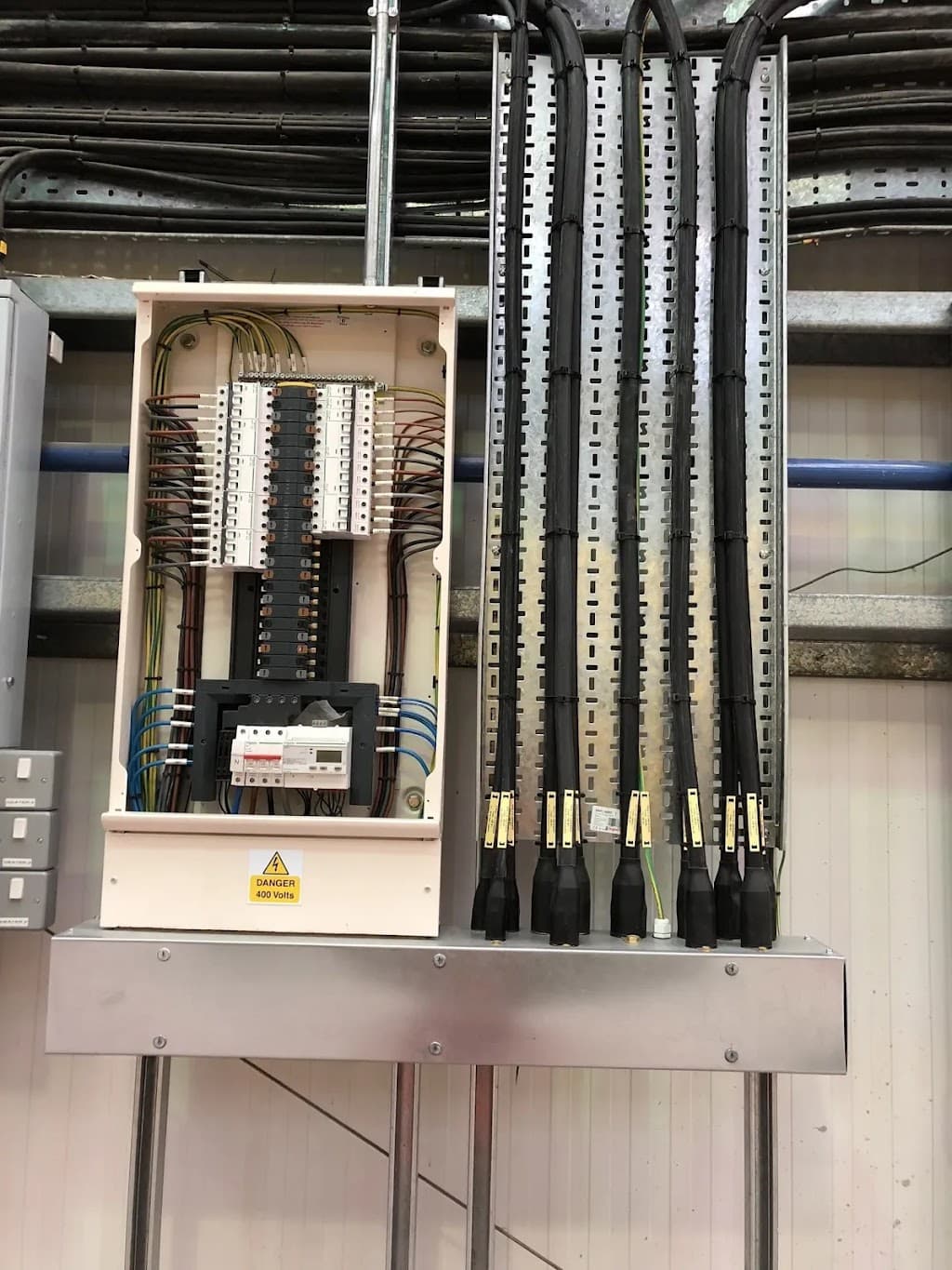 G Hinch Electrical Ltd
