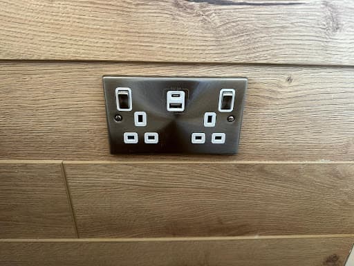 Fast Fix Emergency Electricians Brighton — Customer photo