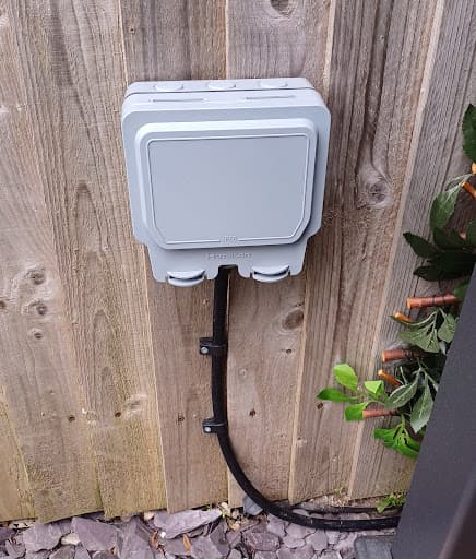 JC ELECTRICAL LEEDS LTD — Customer photo