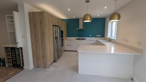 L A K ELECTRICAL SERVICES LTD β Customer photo